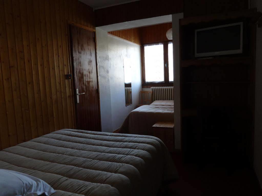 Le Chalet Λε Ντεζ Αλπ Εξωτερικό φωτογραφία